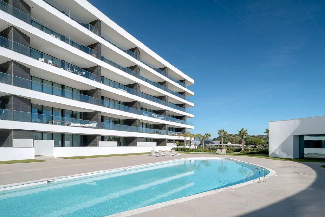 Mar E Terra Luxury And Old Town Lagos
